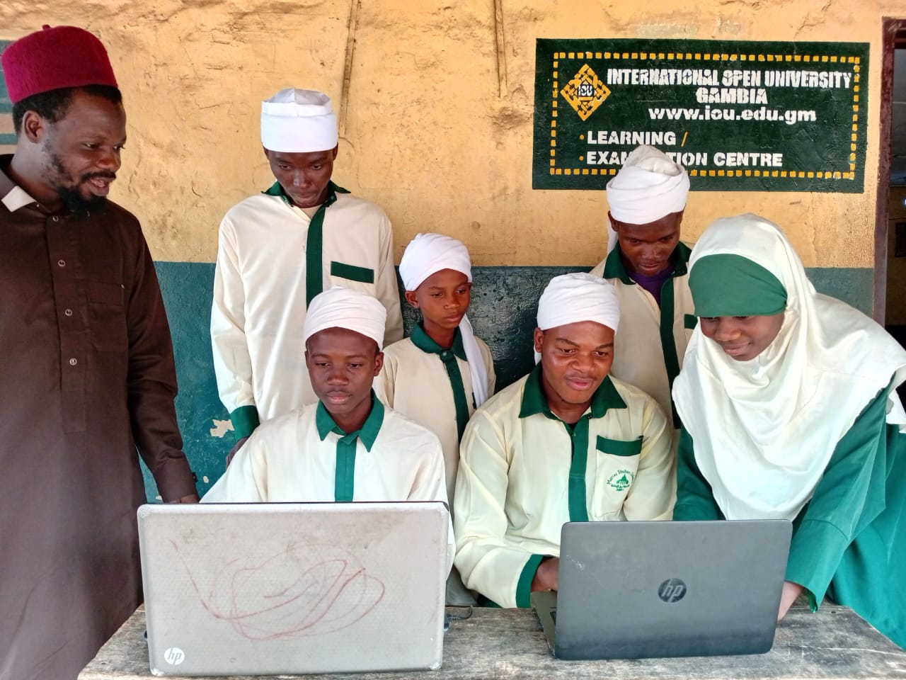Students in ICT and computer training at Marcaz Shuban Academy